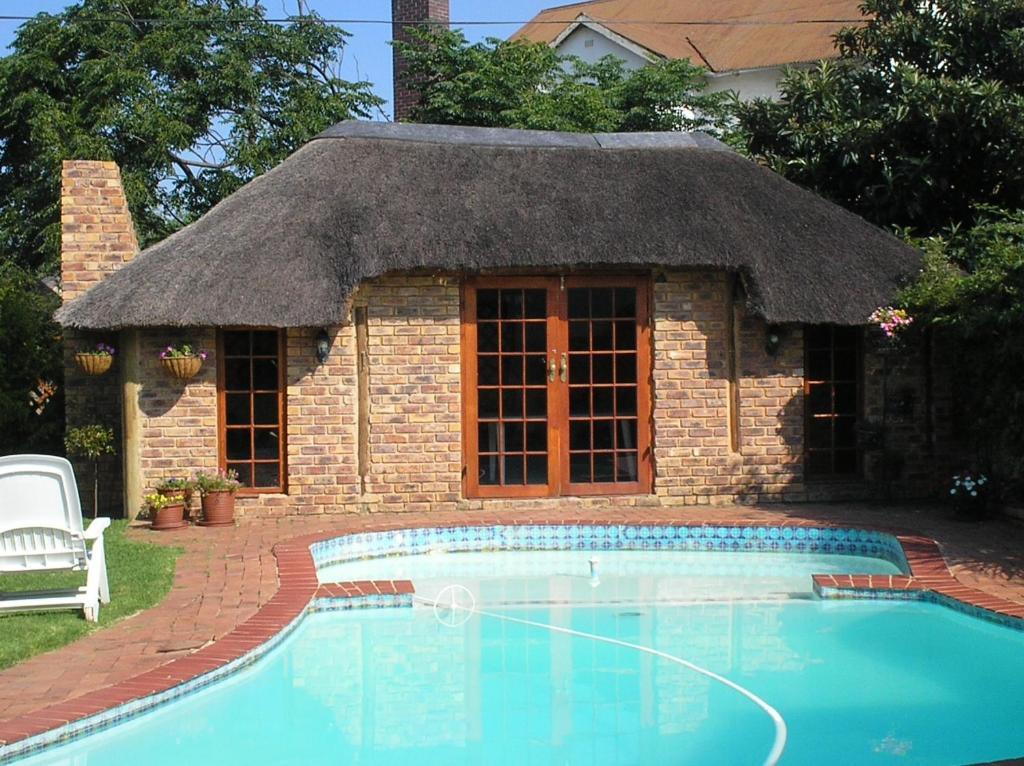 Avon Road Guest House & Tours Boksburg Ngoại thất bức ảnh